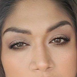 Meet your Posher, Liz